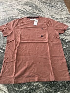 Abercrombie & Fitch Men’s Crew Neck Tee -Brown